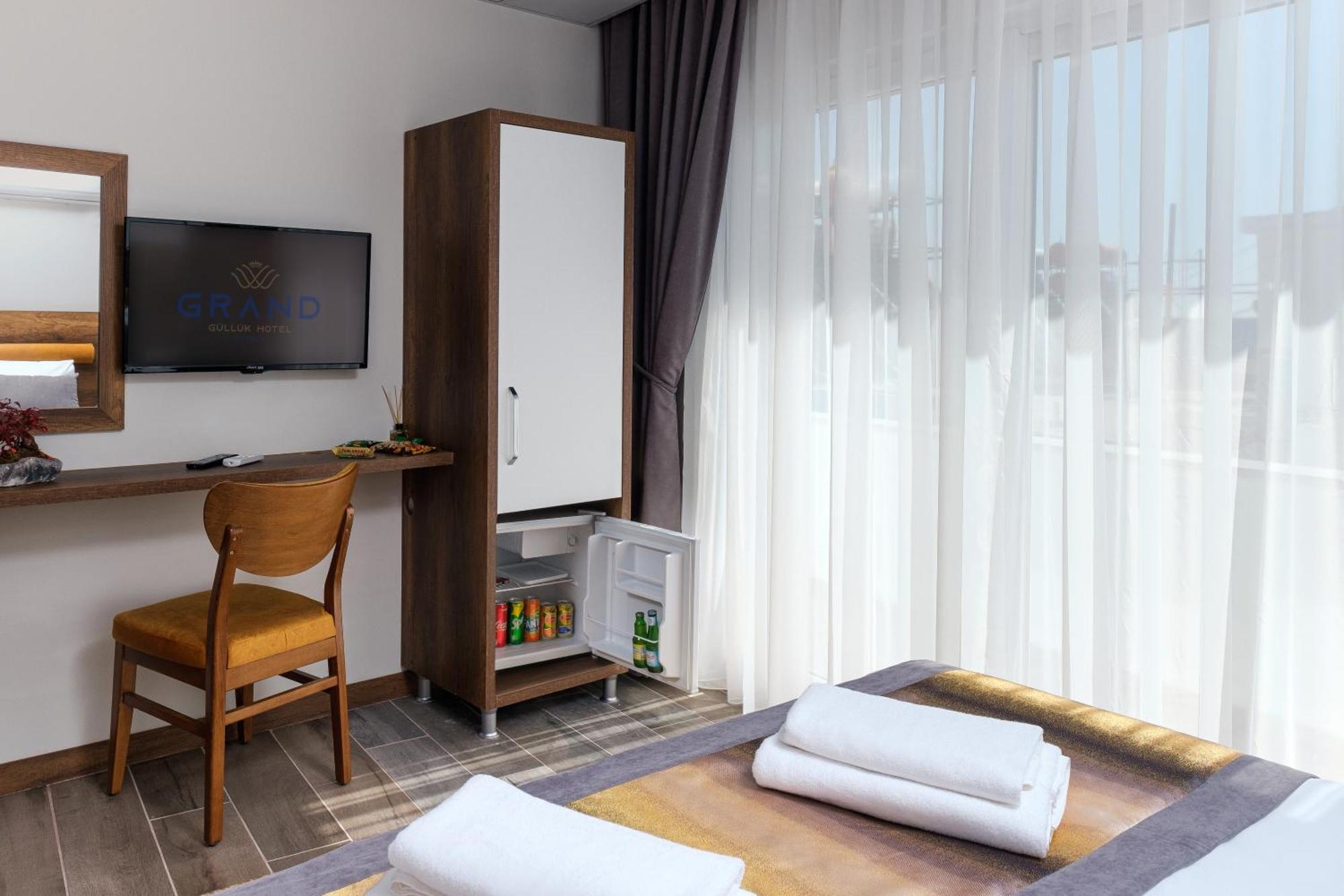 แกรนด์ กึลลึก โฮเต็ล Hotel อันตัลยา ภายนอก รูปภาพ